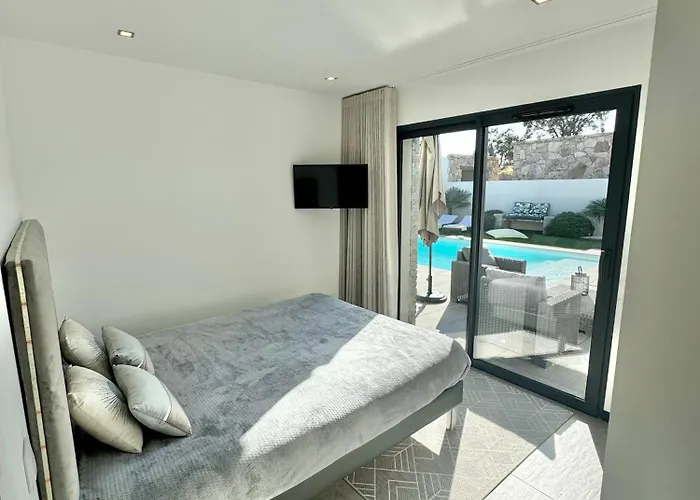 Porto- Vecchio Avec Piscine 8 Pers * Lecci