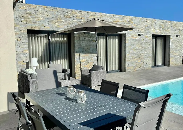 Porto- Vecchio Avec Piscine 8 Pers *